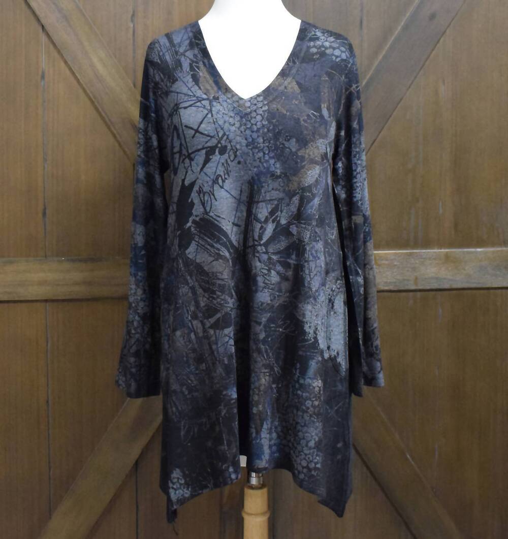 NEW INOAH women's willow twigs sharkbite tunic in blue